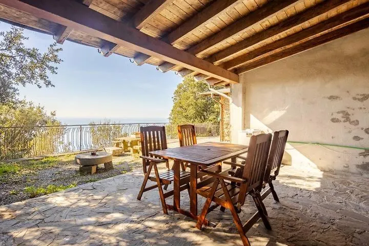 Nature&Sea Chalet Corniglia