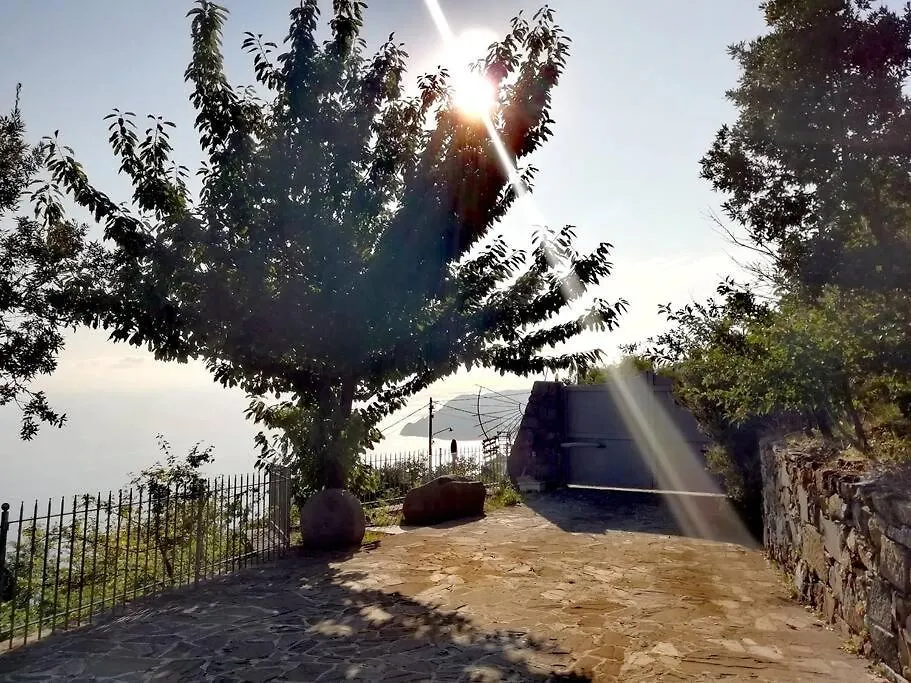 Nature&Sea Chalet Corniglia 0*,  Italy